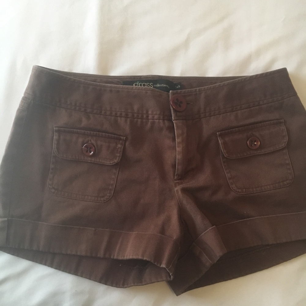 Shorts!! With pockets
